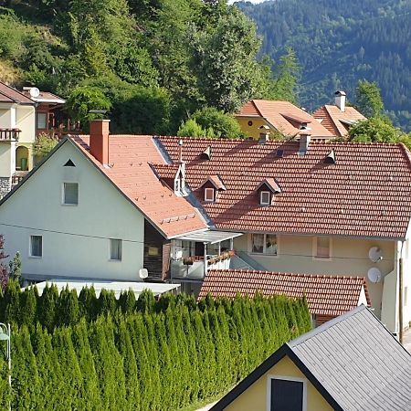 Отель Lerchenhof Фризах Экстерьер фото